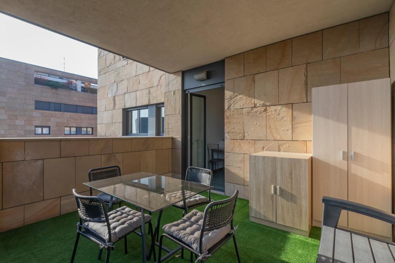 Apartamento Splendida Terrazza Su Arcimboldi - Milano Bicocca Exterior foto